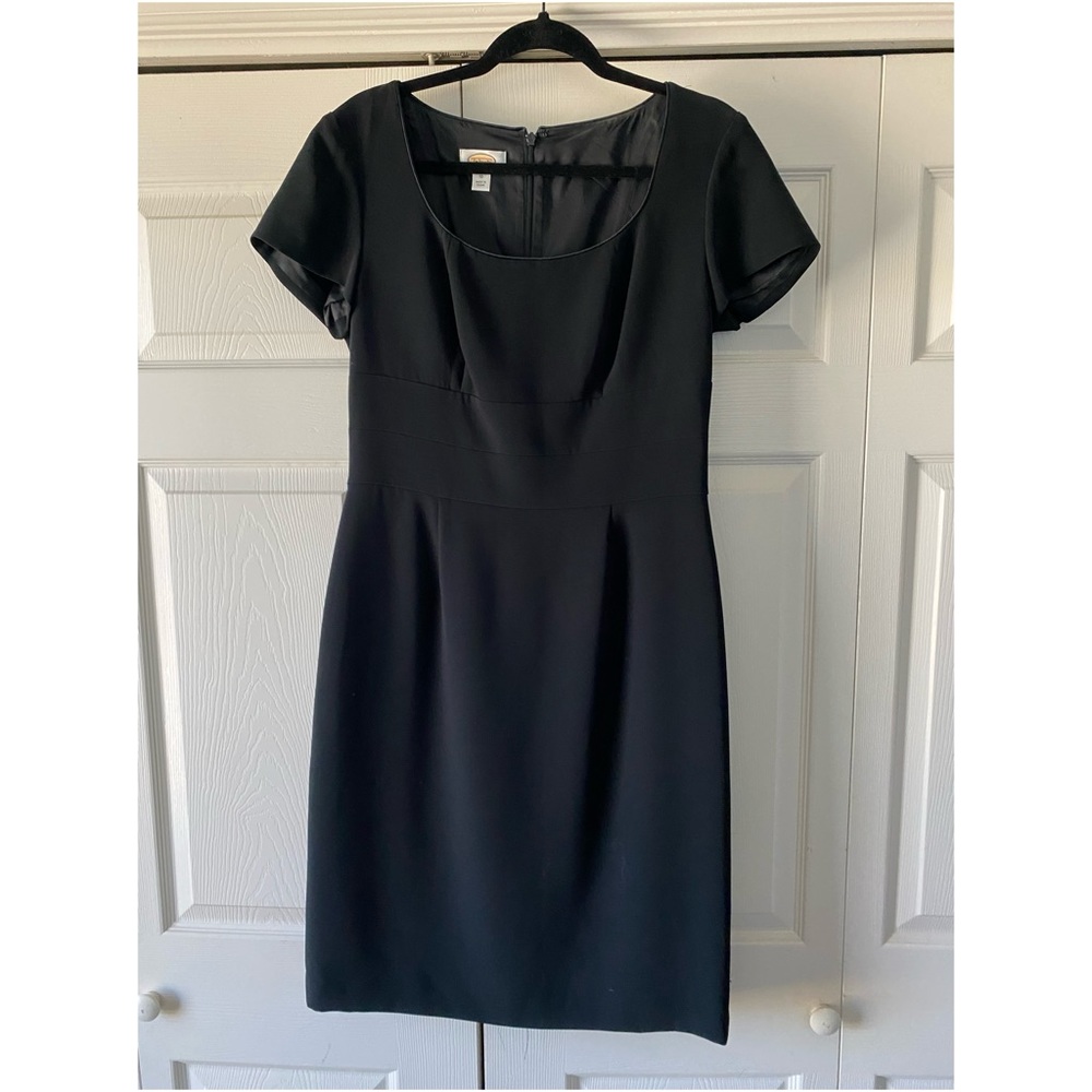 Classically elegant Talbots LBD, size 10